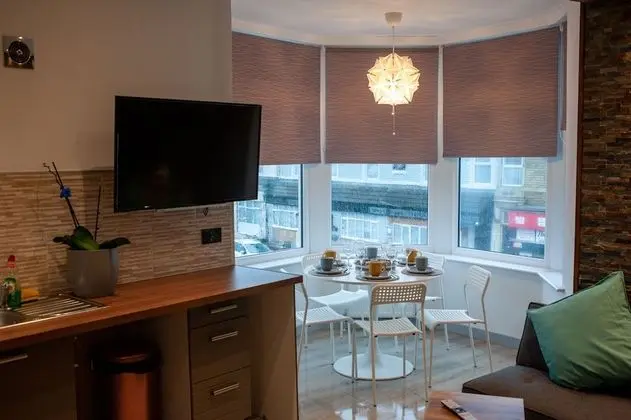 Deluxe Apart Daire, Sıcak Su Havuzu