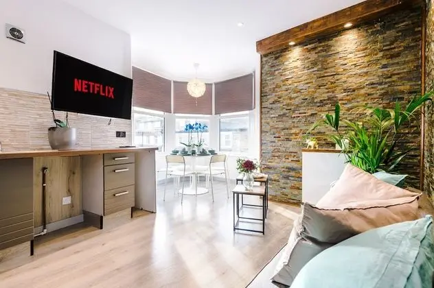 Deluxe Apart Daire, Sıcak Su Havuzu