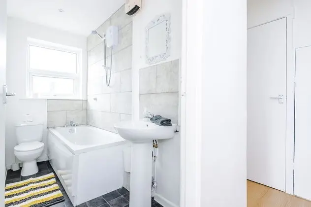 Standard Apart Daire, Banyolu/Duşlu