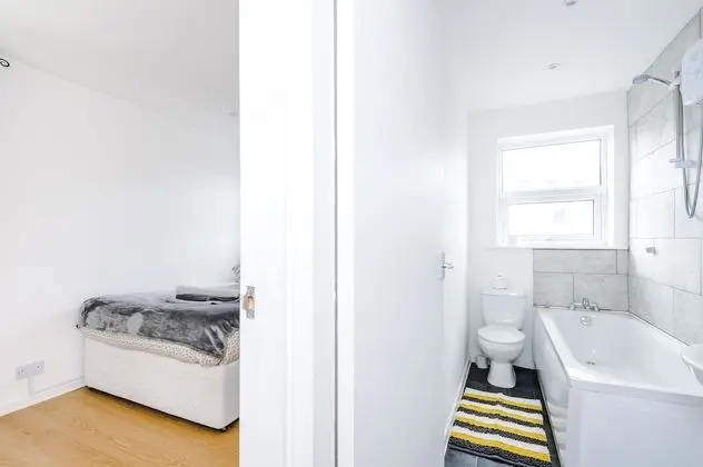 Standard Apart Daire, Banyolu/Duşlu
