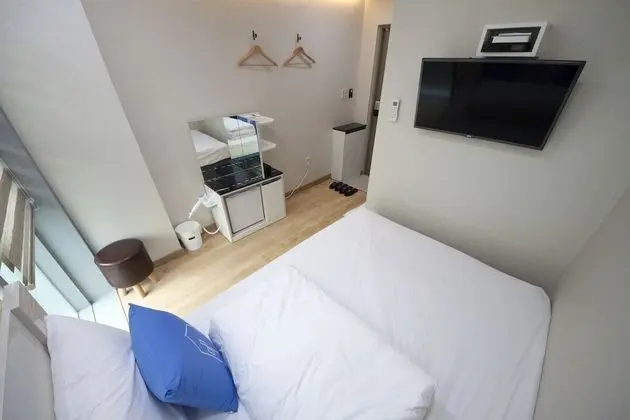 Tek Büyük Yataklı Oda, Sigara İçilmez