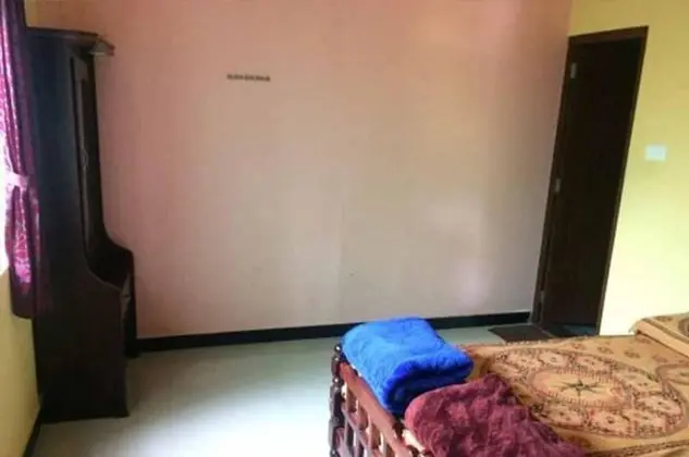 Tek Kişilik Oda, Sigara İçilmez, Vadi Manzaralı