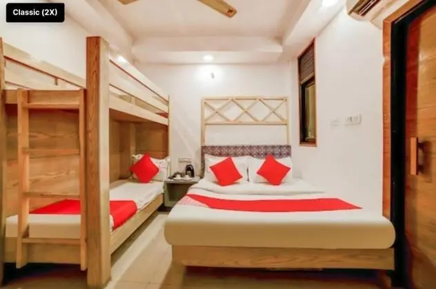 Deluxe Dört Kişilik Oda, Sigara İçilmez, Penceresiz