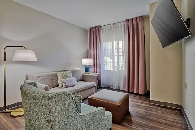 Süit, 2 Yatak Odası, Mutfak (1 King Bed, 2 Dbl Beds)
