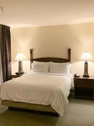 Süit, 2 Yatak Odası, Mutfak (1 King Bed, 2 Dbl Beds)