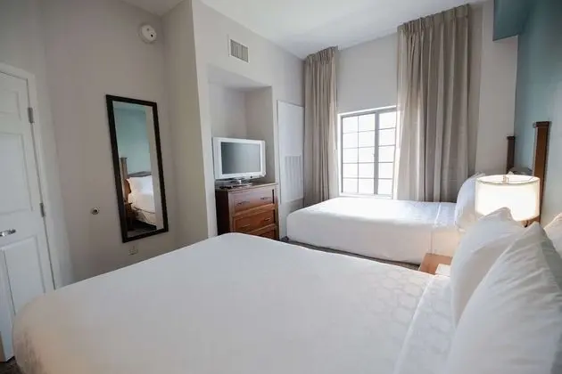 Süit, Birden Çok Yatak (Two Bedroom Queen + 2 Doubles)