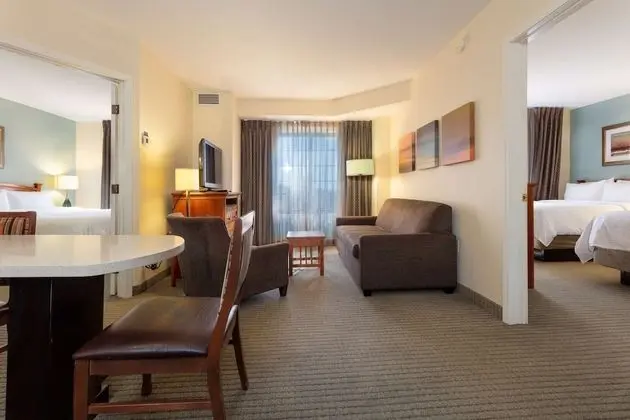 Süit, Birden Çok Yatak (Two Bedroom)