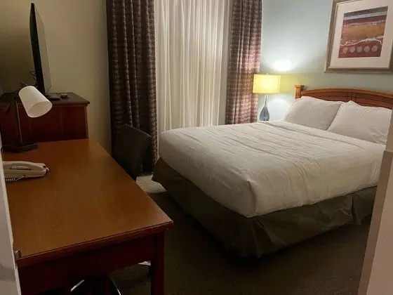 Süit, 1 Büyük (Queen) Boy Yatak ve Çekyat (One Bedroom)