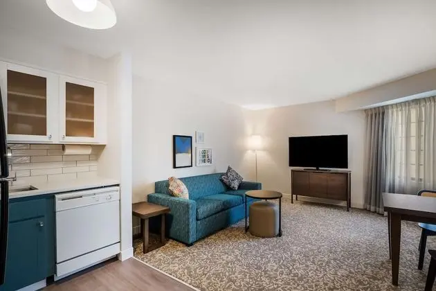 Süit, 1 En Büyük (King) Boy Yatak (One Bedroom Suite King)