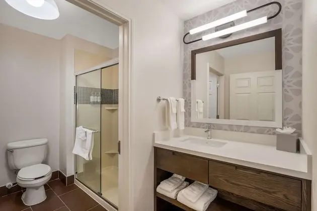 Süit, 1 En Büyük (King) Boy Yatak (One Bedroom Suite King)