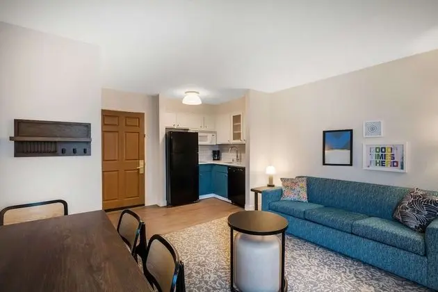 Superior Süit, Birden Çok Yatak (Two Bedroom Suite King and Queen)