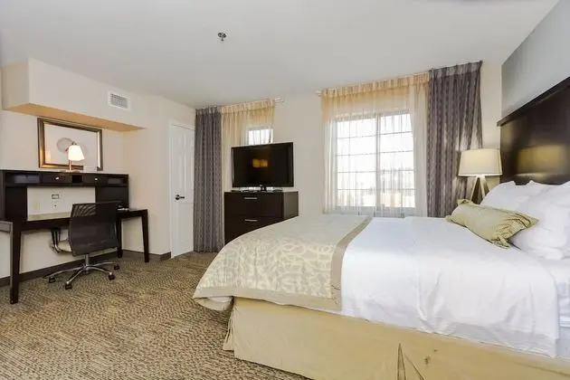 Süit, 1 Yatak Odası, Engellilere Uygun (1 Queen Bed, Comm)