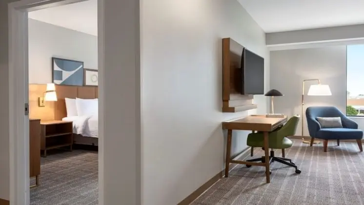 Süit, 1 Yatak Odası (Walk-In Shower)