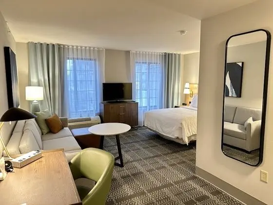 Stüdyo Süit, 1 Büyük (Queen) Boy Yatak, Engellilere Uygun, Mutfak (Communications)