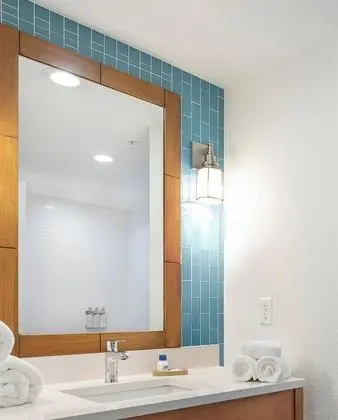 Süit, 1 Yatak Odası, Havuz Manzaralı