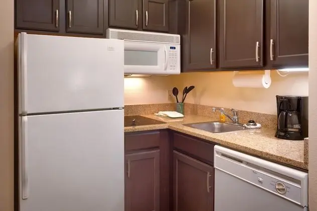 Süit, Engellilere Uygun, Sigara İçilmez (2 Dble, Comm, Roll Shwr, Kitchen)