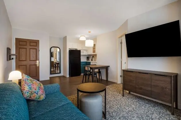 Süit, 2 Çift Kişilik Yatak (One Bedroom)