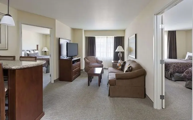 Süit, Birden Çok Yatak (Two Bedroom)
