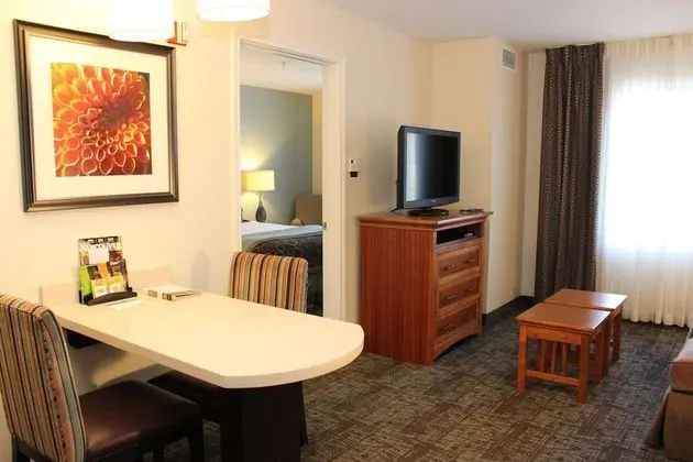 Süit, 1 En Büyük (King) Boy Yatak (One Bedroom)
