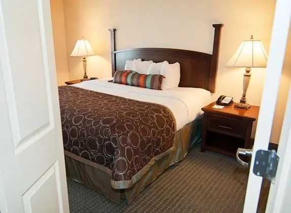 Süit, 1 Yatak Odası, Sigara İçilmez, Mutfak (1 Queen Bed, Conf Table)