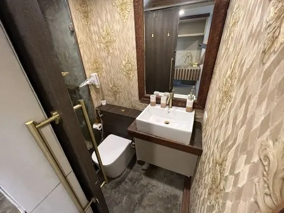 Romantic Oda, 1 Büyük (Queen) Boy Yatak, Sigara İçilmez, Şehir Manzaralı