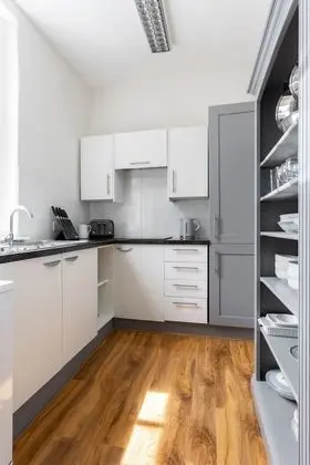 Deluxe Apart Daire, Banyolu/Duşlu (The Bright Suite)