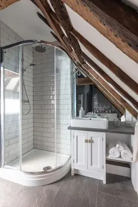 Superior Apart Daire, Özel Banyo (D'Arcy Suite)