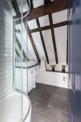 Superior Apart Daire, Özel Banyo (D'Arcy Suite)