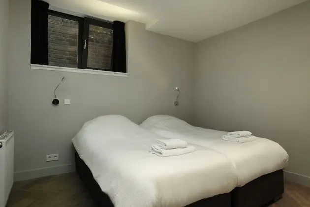 Apart Daire, 2 Yatak Odası, Bahçeli (Souterrain - split level)