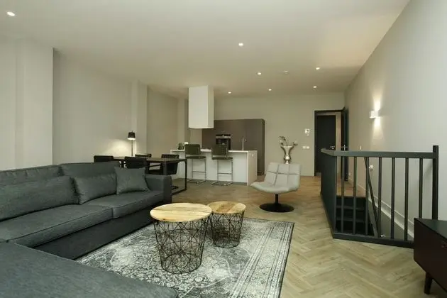 Apart Daire, 2 Yatak Odası, Bahçeli (Souterrain - split level)