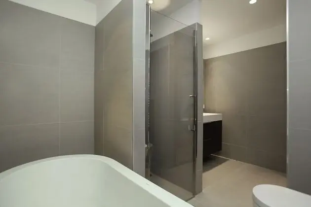 Apart Daire, 2 Yatak Odası, Bahçeli (Souterrain - split level)