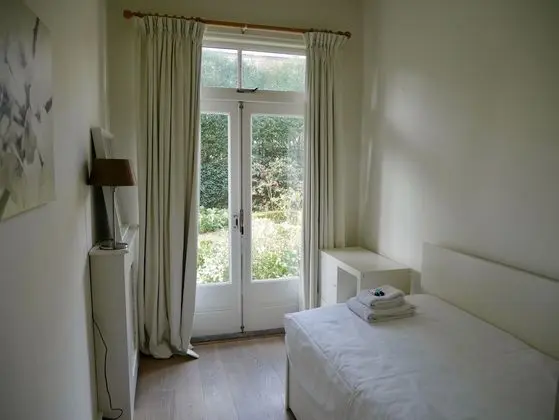 Apart Daire, 3 Yatak Odası (Roelofsstraat 112)