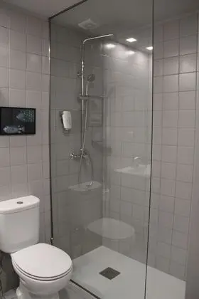 Standard Dört Kişilik Oda