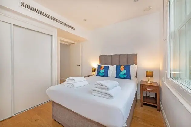 Lovely 3 bed at Evelyn Yard - EV03
