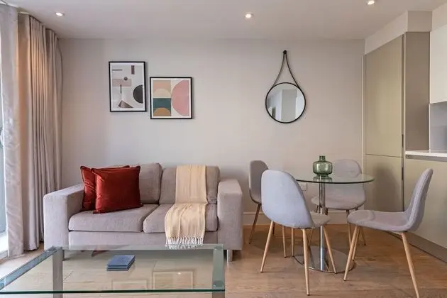 Charming 1 bed with balcony