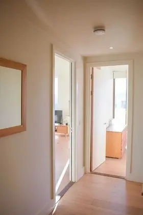 Chic 1 bed at Pear Place with balcony - PP03