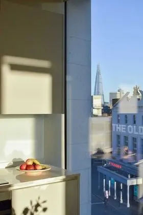 Chic 1 bed at Pear Place with balcony - PP03