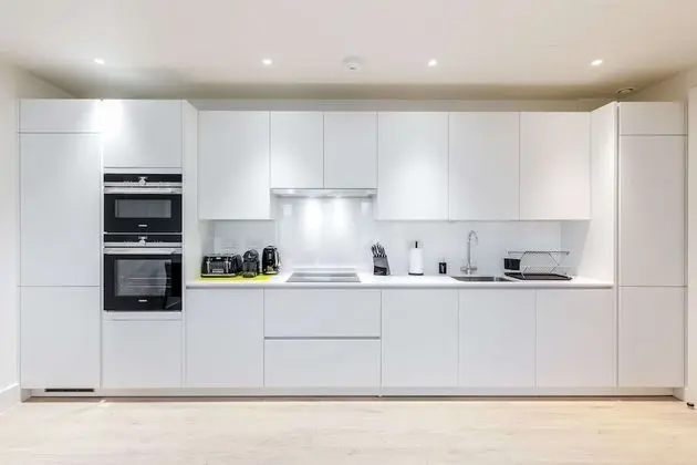 Chic 1 bed at Pear Place with balcony - PP04
