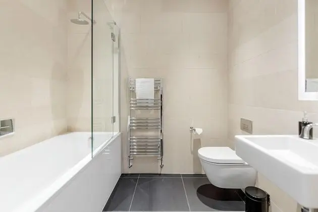 Chic 1 bed at Pear Place with balcony - PP04