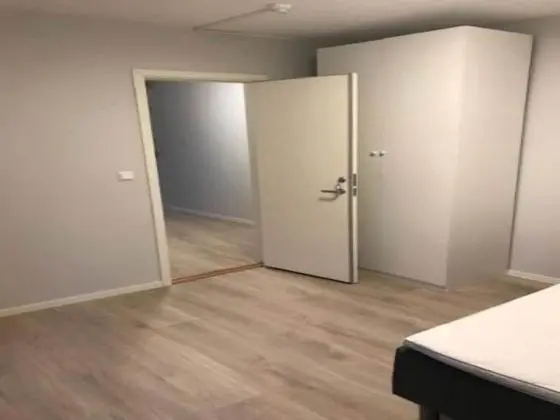 Tek Kişilik Oda, Ortak Banyo