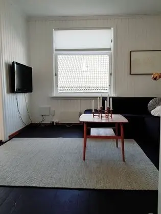 Ev