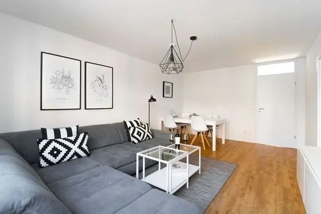 Apart Daire, 1 Büyük (Queen) Boy Yatak ve Çekyat