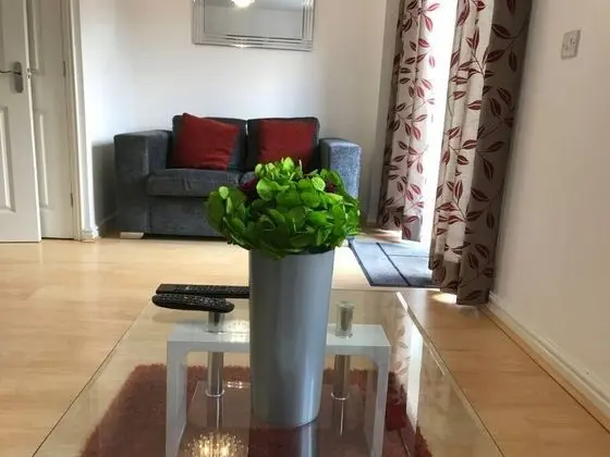 Ev