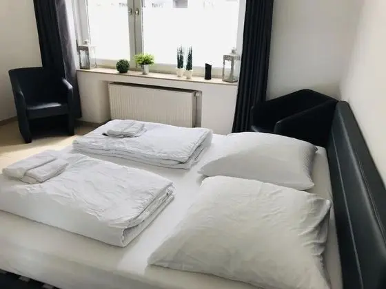 Üç Kişilik Oda, Ortak Banyo