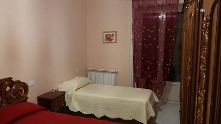 Üç Kişilik Oda, Ortak Banyo