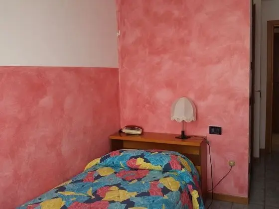 Tek Kişilik Oda