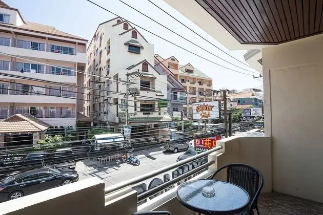 Boutique with Balcony
