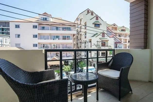 Boutique with Balcony