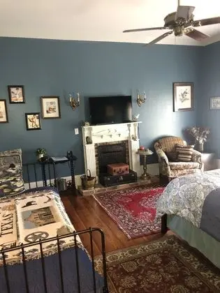The Magnolia Room