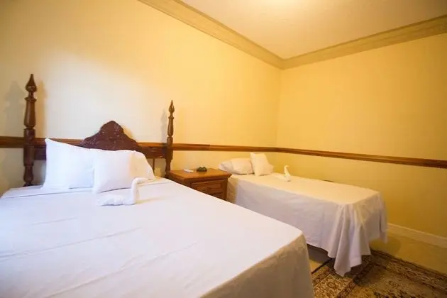 Comfort Tek Büyük Yataklı Oda, 2 Çift Kişilik Yatak, Engellilere Uygun, Okyanus Manzaralı